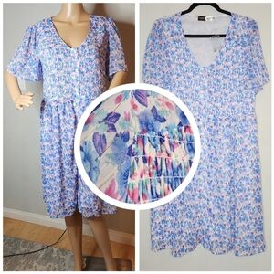 Piper & Scoot Smocked Button Front Flutter Sleeve Blue purple flowy dress M new